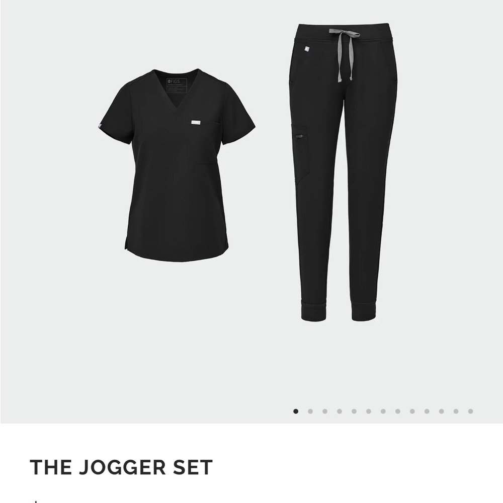 FIGS jogger scrub set. Never worn or opened from original package